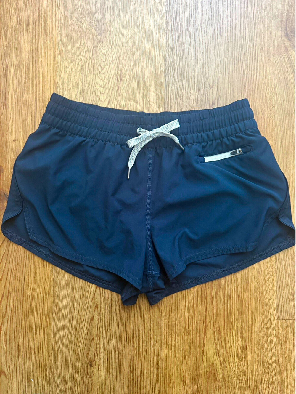 Vuori Women’s Navy Blue Athletic Running Shorts Drawstring Zip Pocket No Size